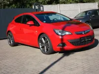 Gebraucht Opel Astra GTC Innovation 165 PS (121 kW) 2012 Rot Coupé