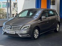 Gebraucht Mercedes B200 156 PS (114 kW) 2012 Grau Van / Kleinbus