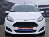 Gebraucht Ford Fiesta Trend 160 PS (117 kW) 2016 Weiß Limousine