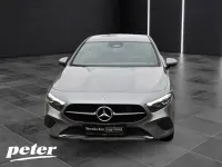 Gebraucht Mercedes A250 Progressive 163 PS (119 kW) 2025 Mountaingrau metallic Limousine
