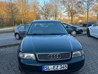 Second-hand Audi A4 101 CP (74 kW) 1998 Verde Berlinǎ