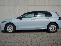 Ny VW Golf VIII 116 HK (85 kW) 2026 Blå Sedan