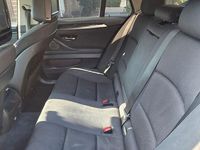 Gebraucht BMW 520 184 PS (135 kW) 2011 Schwarz Kombi