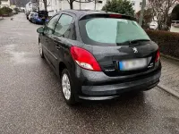 Gebraucht Peugeot 207 Forever 73 PS (53 kW) 2012 Schwarz Limousine