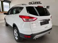Gebraucht Ford Kuga SYNC Edition 150 PS (110 kW) 2015 Weiß SUV