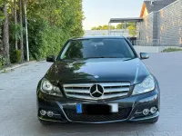 Używany Mercedes C250 204 KM (150 kW) 2011 Czarny Sedan/Limuzyna