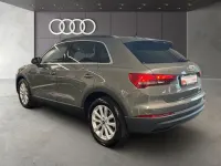 Gebraucht Audi Q3 Ambiente 150 PS (110 kW) 2022 Chronosgrau metallic/chronosgr SUV