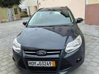 Gebraucht Ford Focus SYNC Edition 125 PS (91 kW) 2013 Blau Kombi