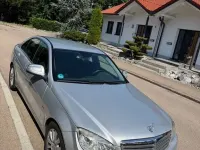 Gebraucht Mercedes C200 Elegance 184 PS (135 kW) 2007 Silber Limousine