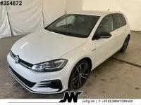Gebraucht VW Golf VII GTD 184 PS (135 kW) 2018 Oryxweiß perlmutteffekt (metallic) Limousine