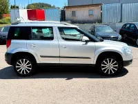 Gebraucht Skoda Yeti Plus Edition 105 PS (77 kW) 2013 Silber SUV