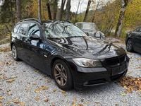 Gebraucht BMW 318 Comfort Edition 122 PS (89 kW) 2007 Schwarz Kombi
