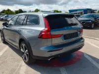 Gebraucht Volvo V60 CC 197 PS (144 kW) 2021 Grau Kombi