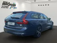 Second-hand Volvo V90 Plus 398 CP (292 kW) 2022 Albastru Break