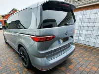 Gebraucht VW Multivan Style 150 PS (110 kW) 2025 Grau Van / Kleinbus