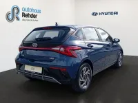 Neu Hyundai i20 Trend 90 PS (66 kW) 2026 Blau Kleinwagen