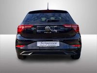 Gebraucht VW Polo Style 95 PS (69 kW) 2025 Deep black perleffekt (metallic) Limousine