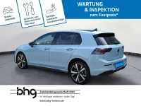 Gebraucht VW Golf VIII GTE 272 PS (200 kW) 2025 Crystal ice blue metallic/schw Limousine
