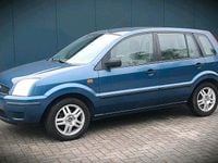 Gebraucht Ford Fusion 80 PS (58 kW) 2011 Blau Kleinwagen