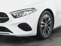 Gebraucht Mercedes A180 Advanced 136 PS (100 kW) 2024 Unilack polarweiß Limousine