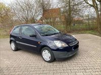 Gebraucht Ford Fiesta Ambiente 60 PS (44 kW) 2006 Blau Kleinwagen