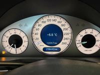 Gebraucht Mercedes E280 231 PS (169 kW) 2005 Schwarz Limousine