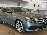 Gebraucht Mercedes E220 194 PS (142 kW) 2017 Selenitgrau Kombi