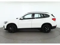 Gebraucht BMW X1 Advantage 136 PS (100 kW) 2021 Alpinweiss iii (metallic) SUV