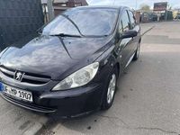 Gebraucht Peugeot 307 109 PS (80 kW) 2004 Farbe schwarz obsidien/metall Kleinwagen