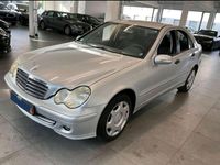 Gebraucht Mercedes C180 143 PS (105 kW) 2006 Iridiumsilber  metalliclack Limousine