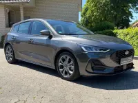Begagnad Ford Focus ST-Line 125 HK (91 kW) 2024 Grå Sedan