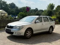 Gebraucht Skoda Octavia Ambiente 105 PS (77 kW) 2010 Brilliantsilber metallic Kombi