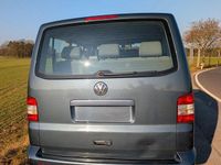 Gebraucht VW T5 131 PS (96 kW) 2008 Grau Van