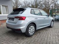 Neu Skoda Fabia Essence 80 PS (58 kW) 2025 Silber Kleinwagen