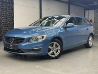 Gebraucht Volvo V60 Business Edition 150 PS (110 kW) 2017 Blau Kombi