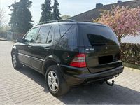 Gebraucht Mercedes ML350 235 PS (172 kW) 2003 Schwarz SUV