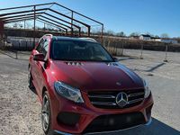 Gebraucht Mercedes GLE500 455 PS (334 kW) 2016 Rot SUV