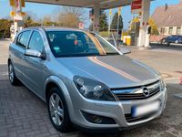 Gebraucht Opel Astra 90 PS (66 kW) 2008 Limousine