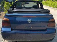 Gebraucht VW Golf Cabriolet Highline 116 PS (85 kW) 2001 Blau Cabrio