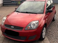 Gebraucht Ford Fiesta 60 PS (44 kW) 2008 Rot Kleinwagen