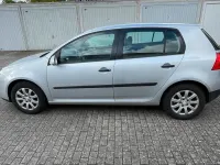 Second-hand VW Golf IV 116 CP (85 kW) 2004 Argintiu Berlinǎ