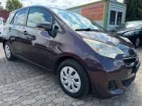 Gebraucht Toyota Verso-S 99 PS (72 kW) 2012 Violett Van / Kleinbus