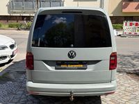 Usata VW Caddy 102 CV (75 kW) 2016 Grigio Monovolume