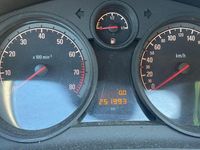 Gebraucht Opel Astra GTC Selection 116 PS (85 kW) 2009 Weiß Limousine