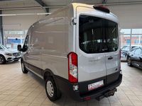 Gebraucht Ford Transit Trend 131 PS (96 kW) 2019 Silber Limousine