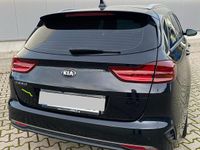 Gebraucht Kia Ceed 115 PS (84 kW) 2019 Schwarz Kleinwagen