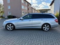Gebraucht Mercedes E200 136 PS (100 kW) 2010 Silber Kombi