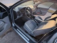 Gebraucht VW Golf IV 100 PS (73 kW) 2001 Silber Kleinwagen