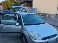 Gebraucht Ford Fiesta 69 PS (50 kW) 2005 Silber Kleinwagen