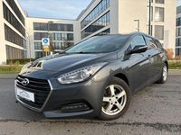 Gebraucht Hyundai i40 Trend 116 PS (85 kW) 2016 Grau Kombi